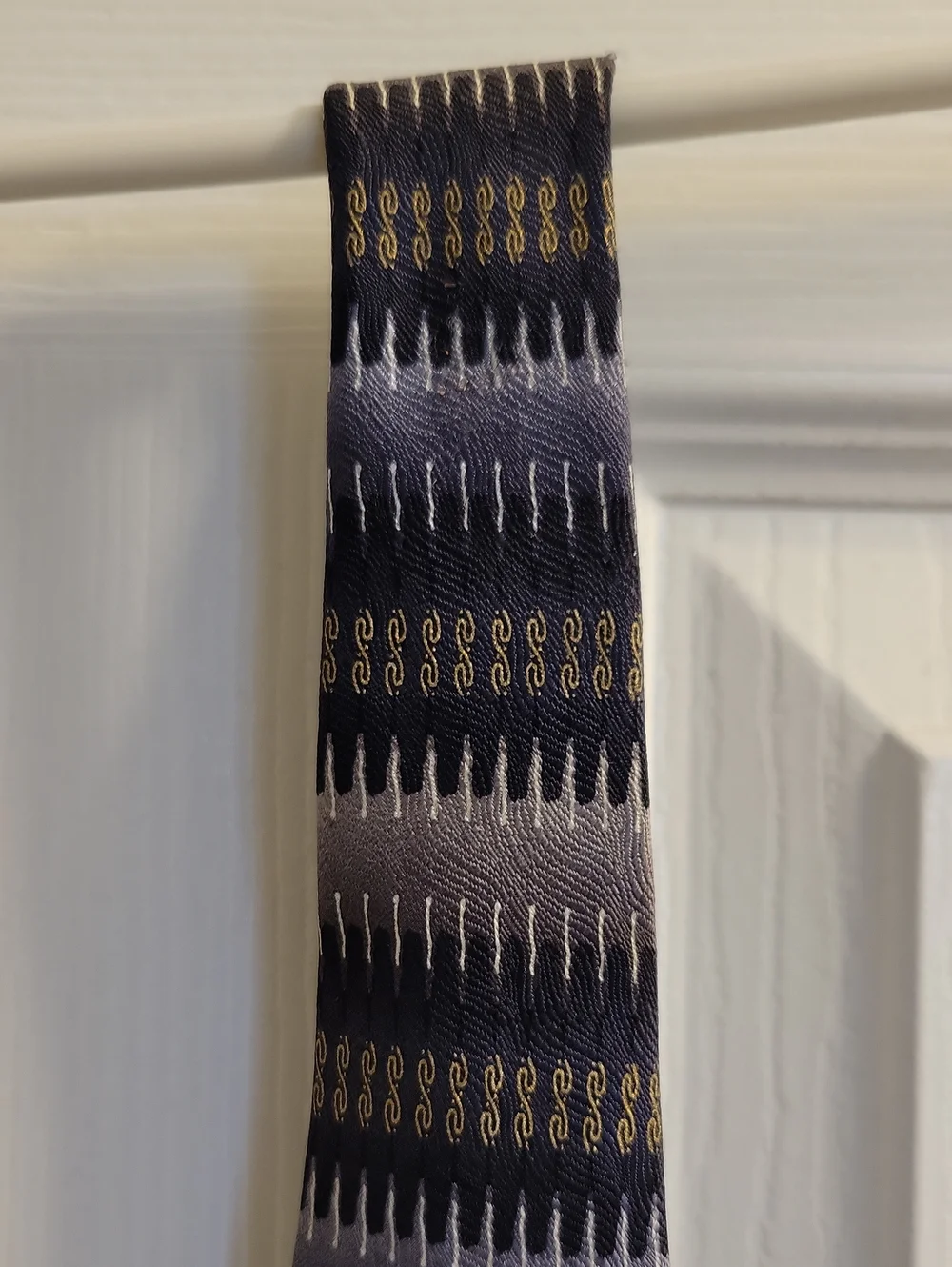 Bergamo New York Men's Patterned Black and Gray Hand Made Silk Tie .